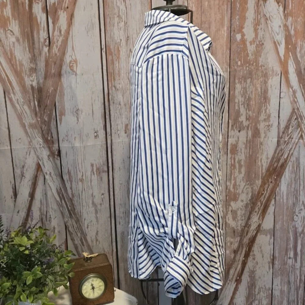 Stripped Button-up Blouse - Picture 3 of 8